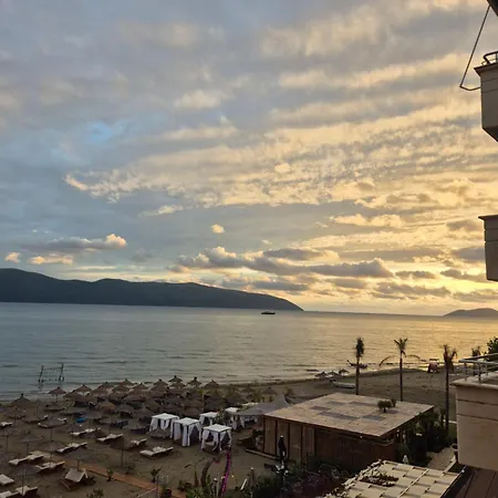 Vlore Beach Home Διαμέρισμα