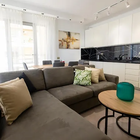 Daire Vlore Beach Home