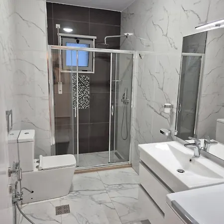 Apartment Vlore Beach Home *