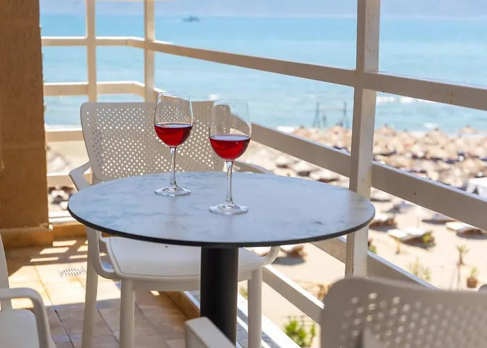 Vlore Beach Home * Vlorë