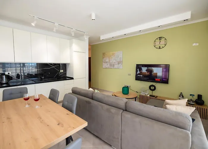 Vlore Beach Home * Vlorë