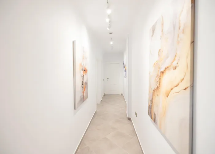 Vlore Beach Home 公寓